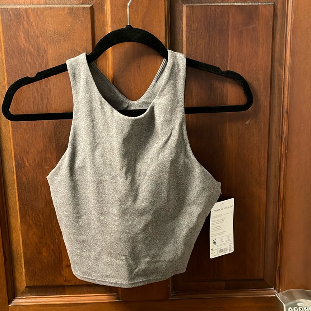 Brand new yoga crop top Athleta size M